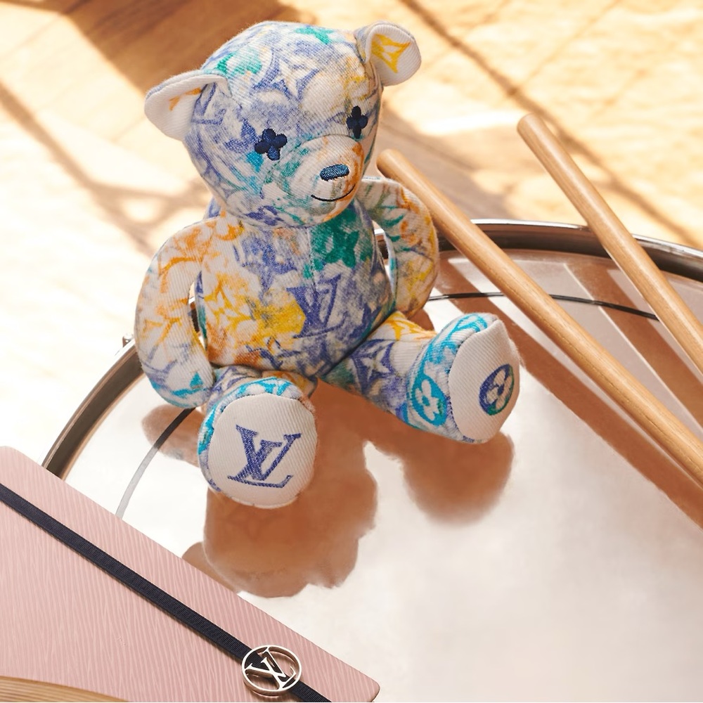 Louis Vuitton Virgil Abloh Doudou Louis limited edition watercolor Teddy Bear 🧸